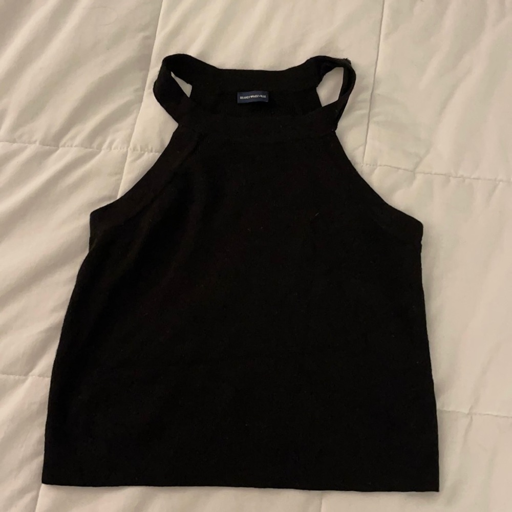 Brandy Melville crop top